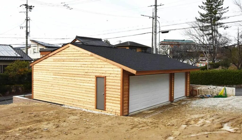 木造ガレージ