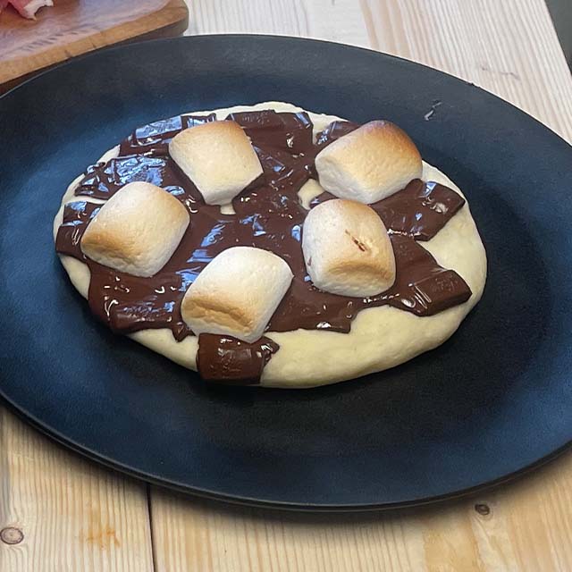 マシュマロチョコピザ