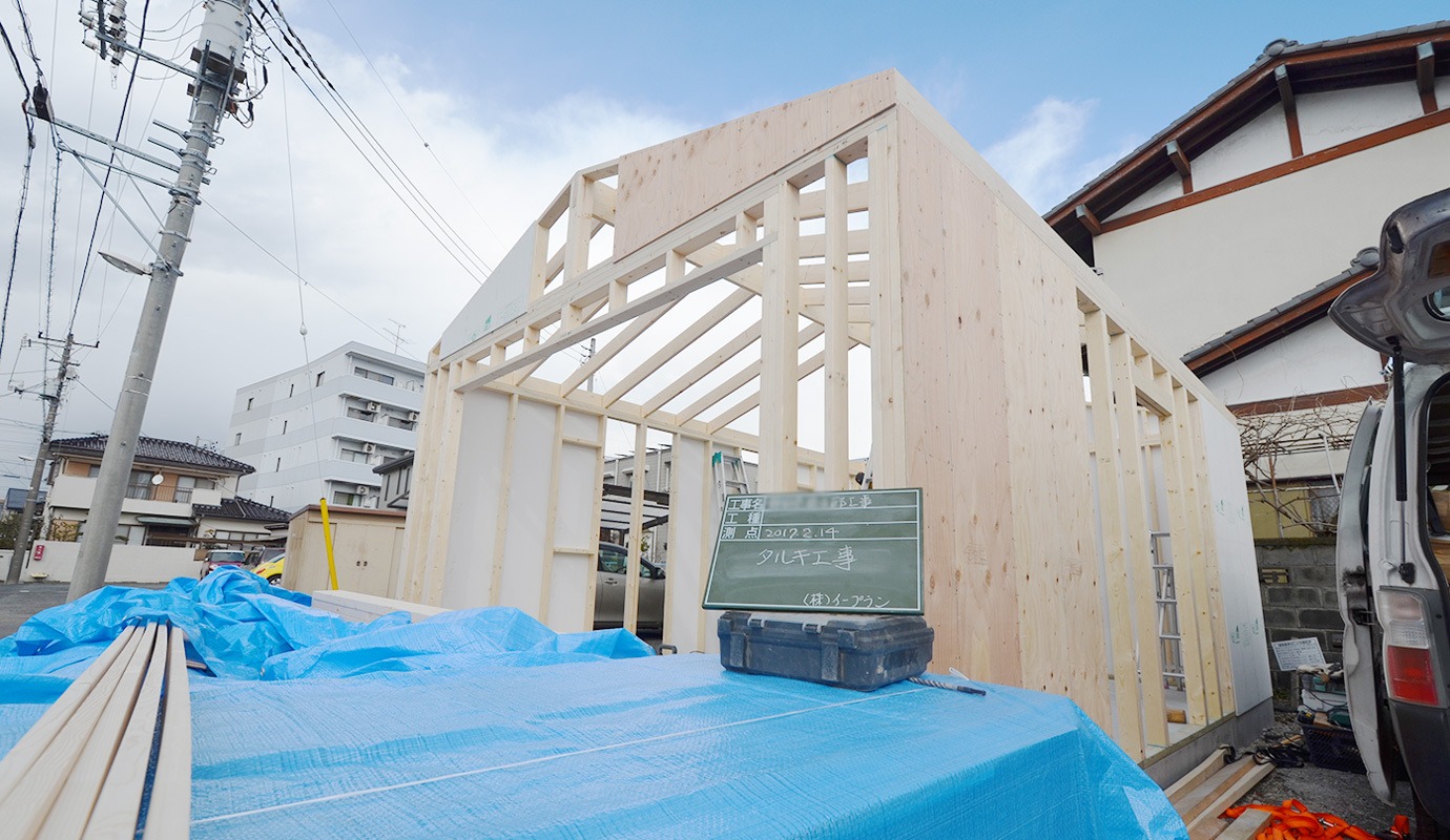 静岡県でガレージの工事が進んでおります