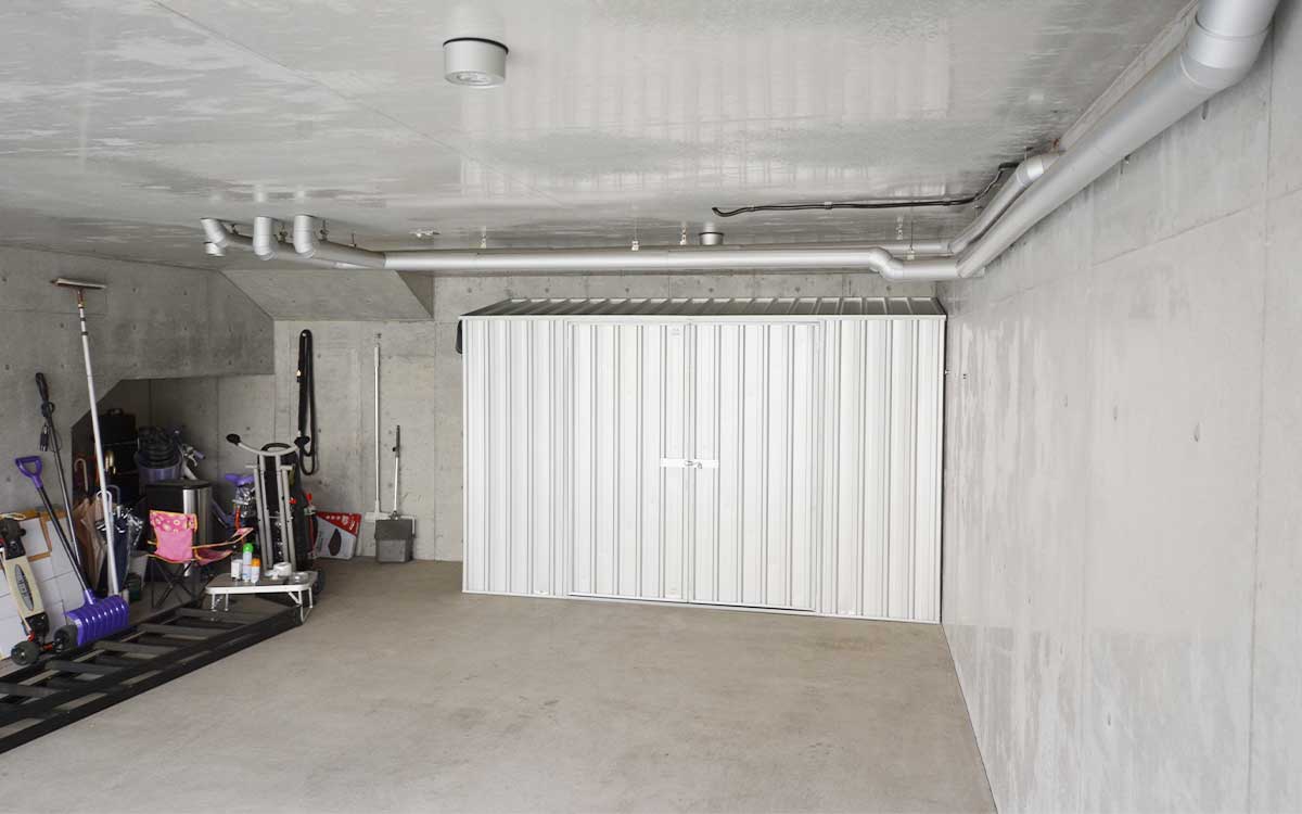 薄型物置はメリットだらけ！デザインもおしゃれな屋外収納を選ぼう