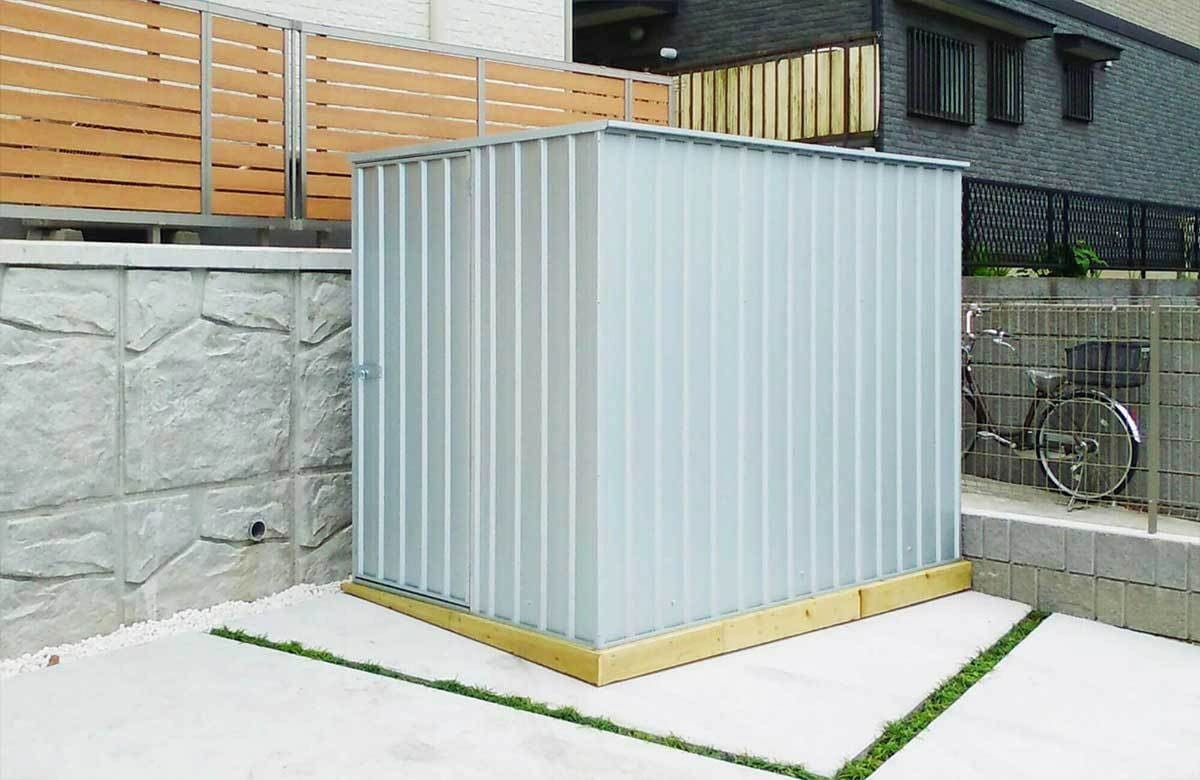 神奈川県でおしゃれなユーロ物置®の施工がありました。