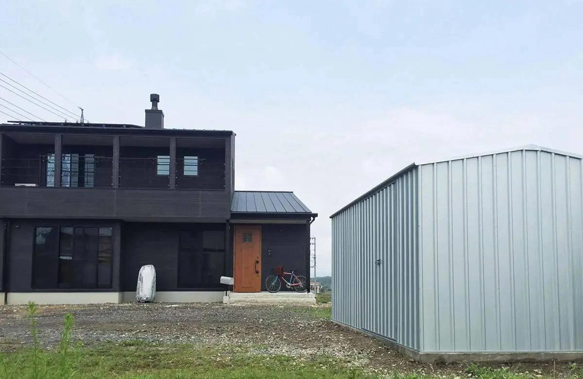 岐阜県でおしゃれなユーロ物置®の施工がありました。