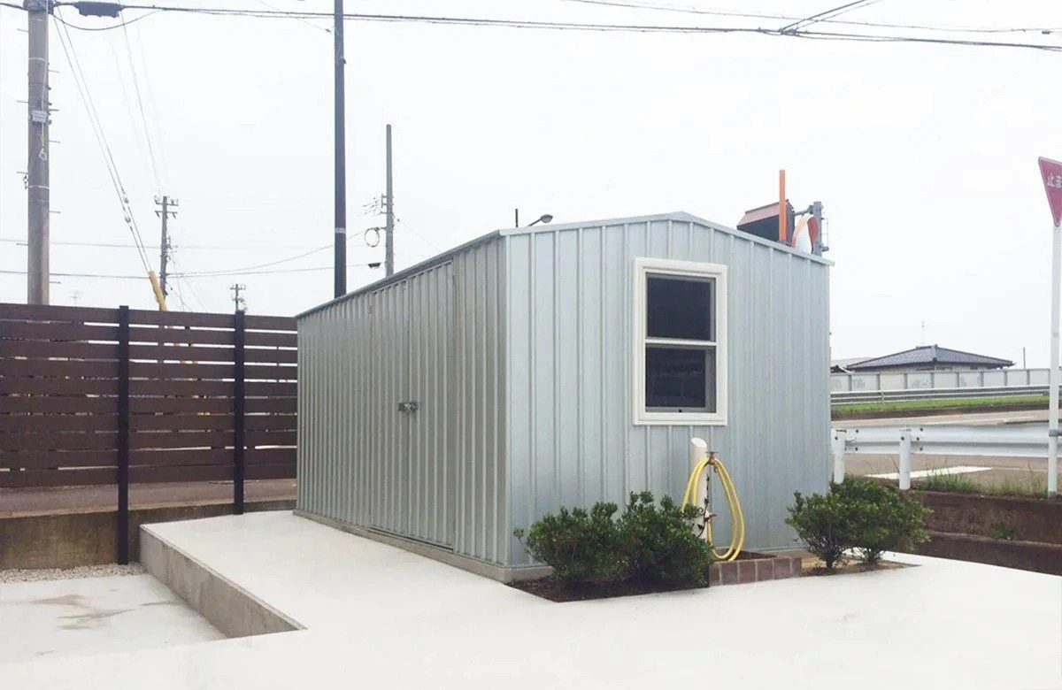 富山県でおしゃれなユーロ物置®の施工がありました。