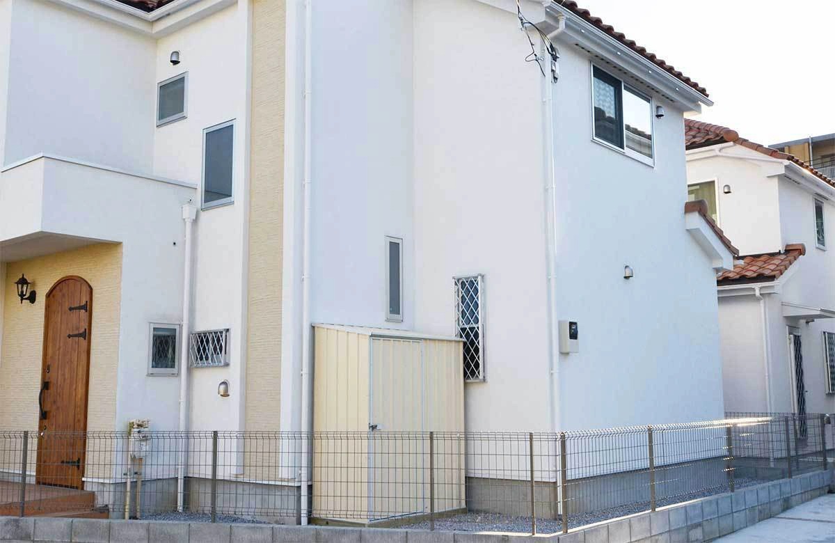 神奈川県でおしゃれなユーロ物置®の施工がありました。