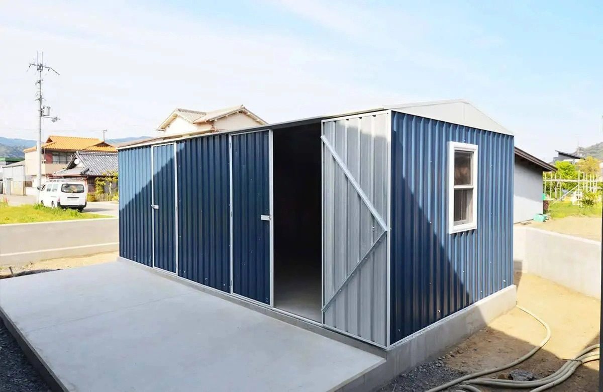 和歌山県でおしゃれなユーロ物置®の施工がありました。