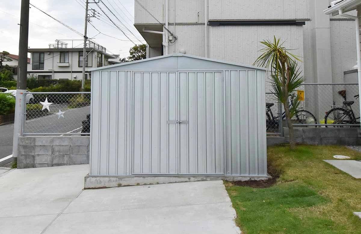 神奈川県でおしゃれなユーロ物置®の施工がありました。