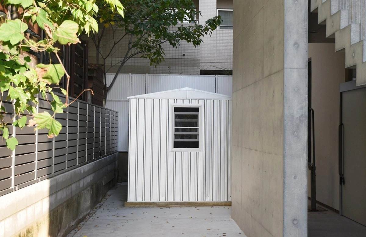 兵庫県でおしゃれなユーロ物置®の施工がありました。