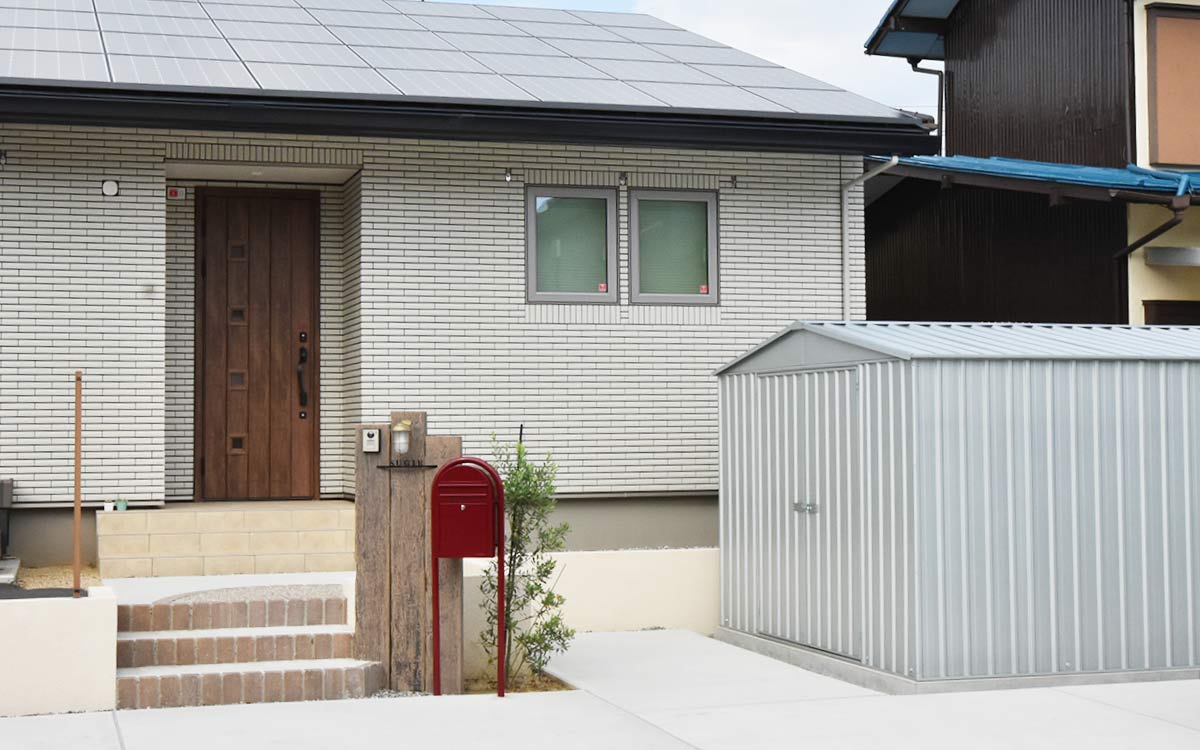 ファミリーにおすすめ！広々サイズの物置【フロントエントリー】