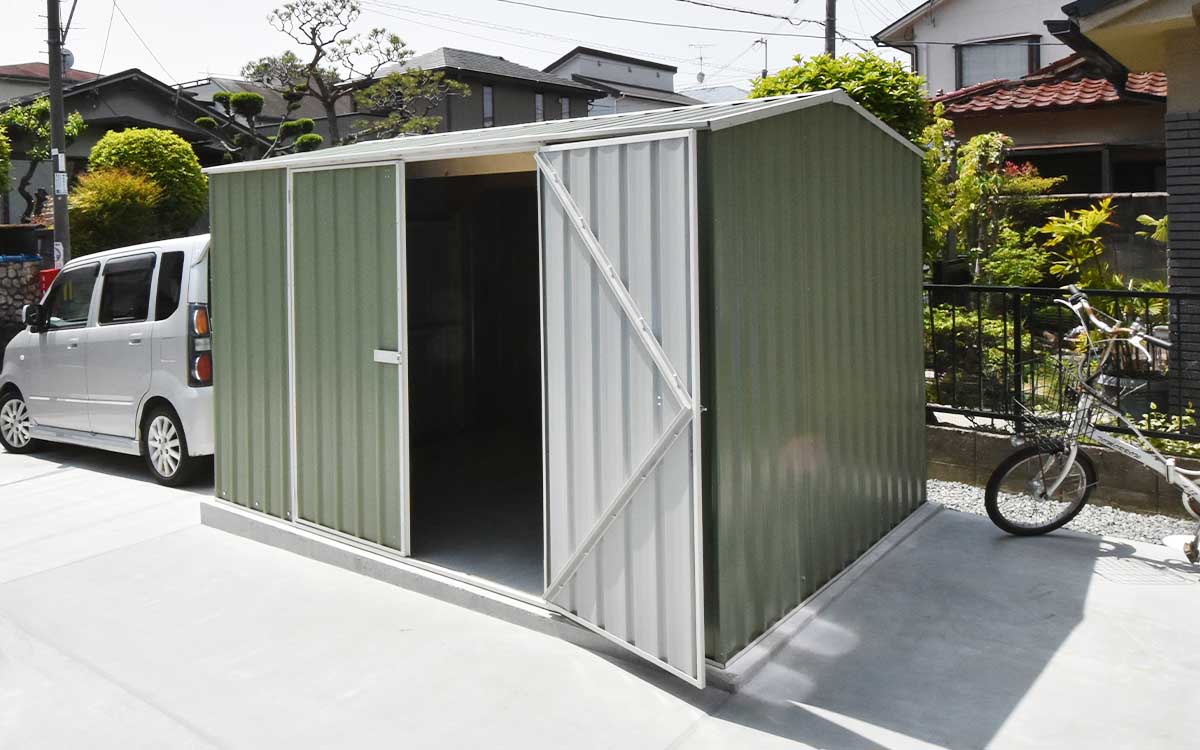 大阪府でおしゃれなユーロ物置®の施工がありました。