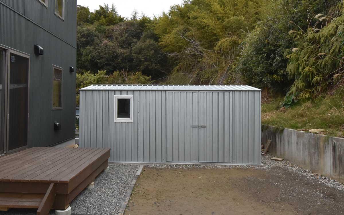 宮崎県でおしゃれなユーロ物置®の施工がありました。