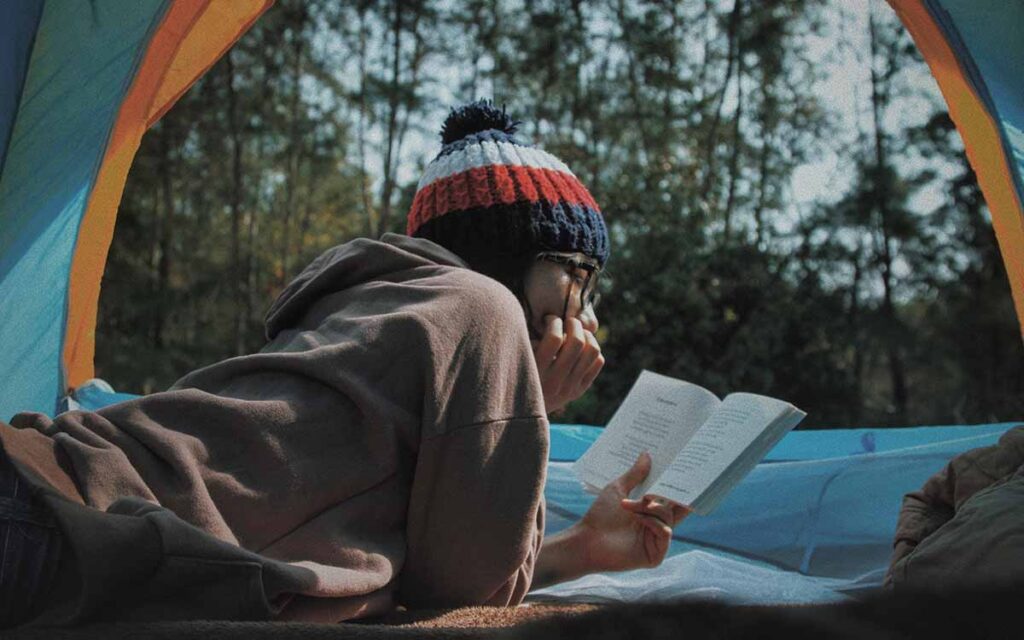 夜の庭で過ごす楽しいアイデア：星空と自然の美を楽しむ夜の冒険