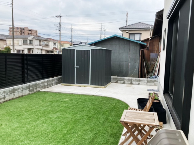 東京都でおしゃれなユーロ物置®︎の施工がありました！