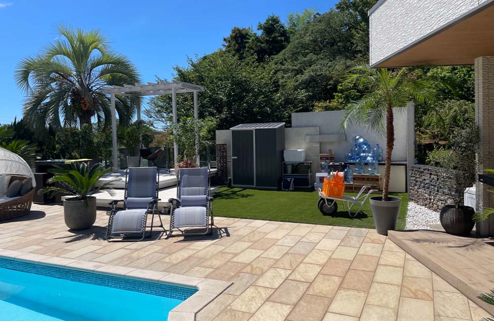 映画『スオミの話をしよう』にユーロ物置が使用されました！