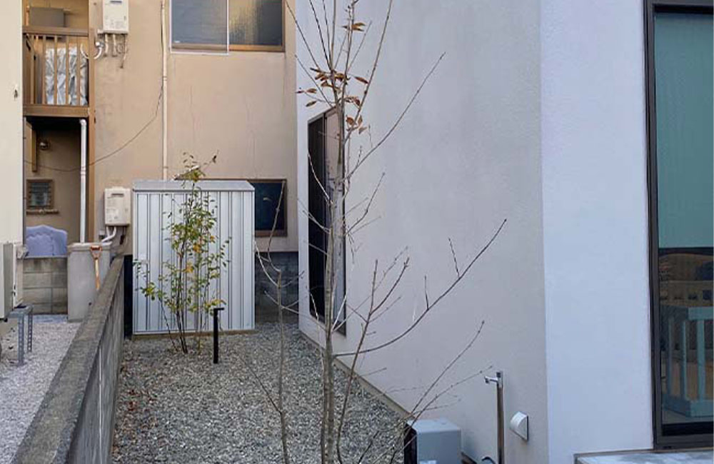 東京都でおしゃれなユーロ物置®︎の施工がありました！